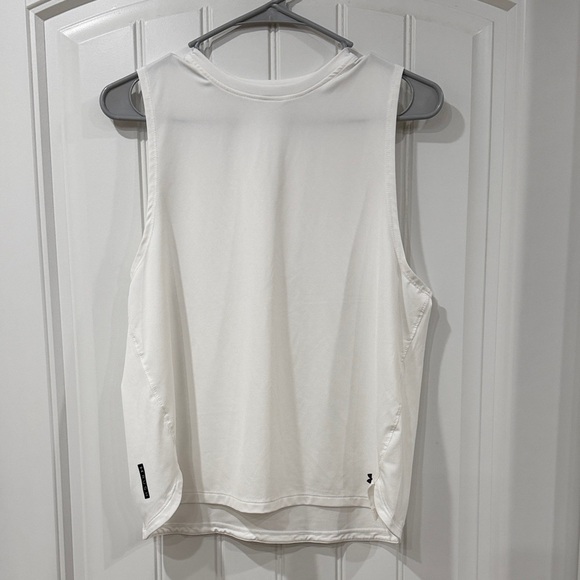 NWOT Under Armour Rush Women's White Tank Top - Picture 2 of 7